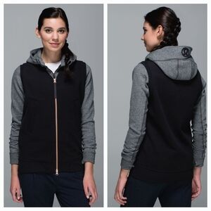 Lululemon Departure Vest Black Size 8 Rose Gold Zipper Details